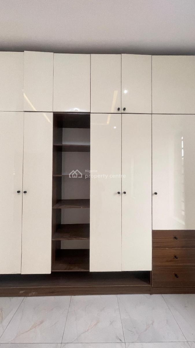 Luxury 2 Bedroom Apartment + Inverter, Agungi, Lekki, Lagos, Flat / Apartment for Sale