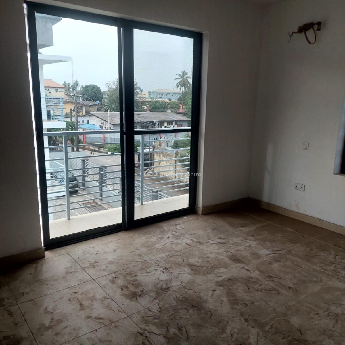 a 3bedroom Apartment with a Bq, Maryland Lagos, Maryland, Lagos, Flat / Apartment for Sale