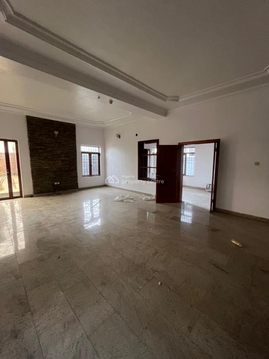 Luxury 5 Bedroom Commercial Duplex, Lekki Phase 1, Lekki, Lagos, Office Space for Rent
