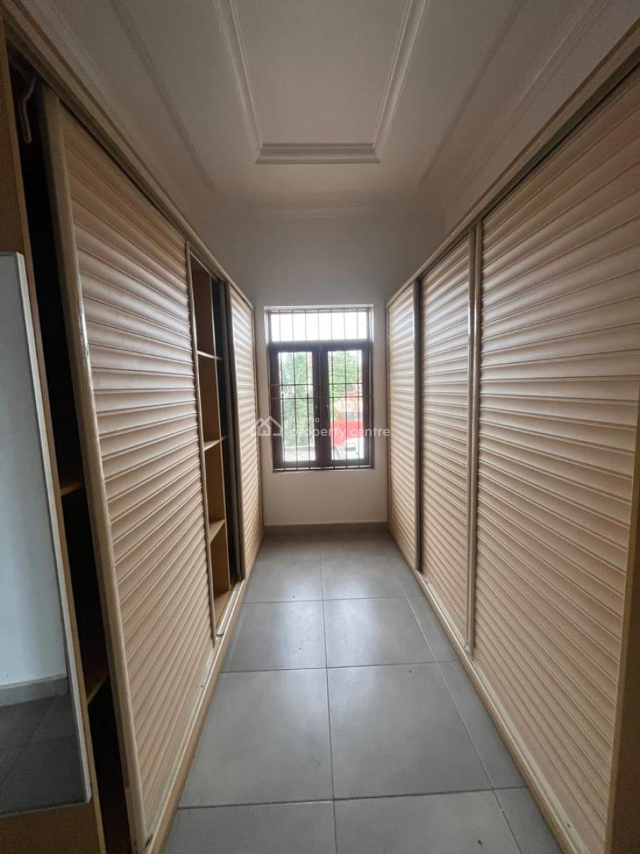 Luxury 5 Bedroom Commercial Duplex, Lekki Phase 1, Lekki, Lagos, Office Space for Rent