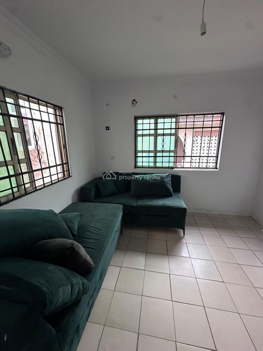 Spacious Room and Parlor Upstairs, No 9, Sliver Crest School Road, Igbo Efon, Lekki, Lagos, Flat / Apartment for Rent