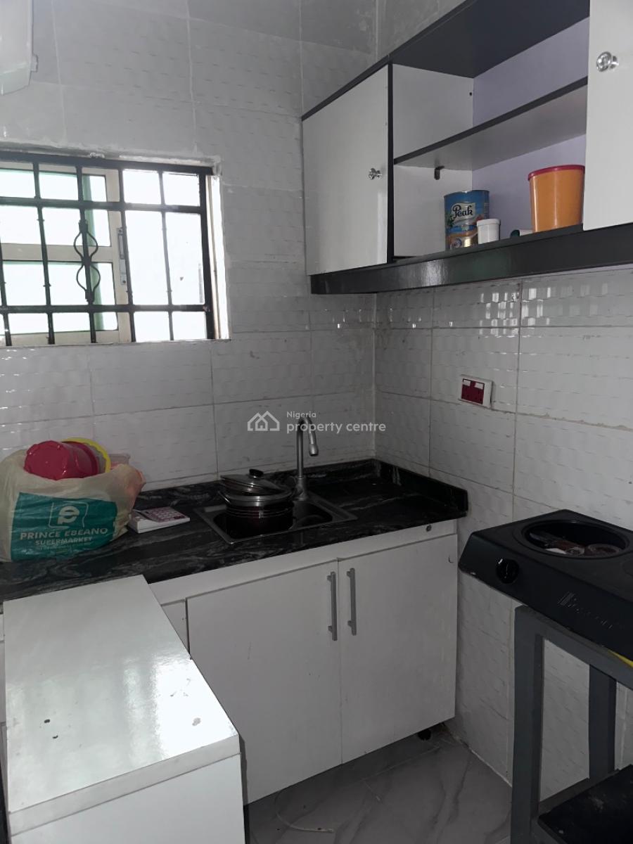 Spacious Room and Parlor Upstairs, No 9, Sliver Crest School Road, Igbo Efon, Lekki, Lagos, Flat / Apartment for Rent
