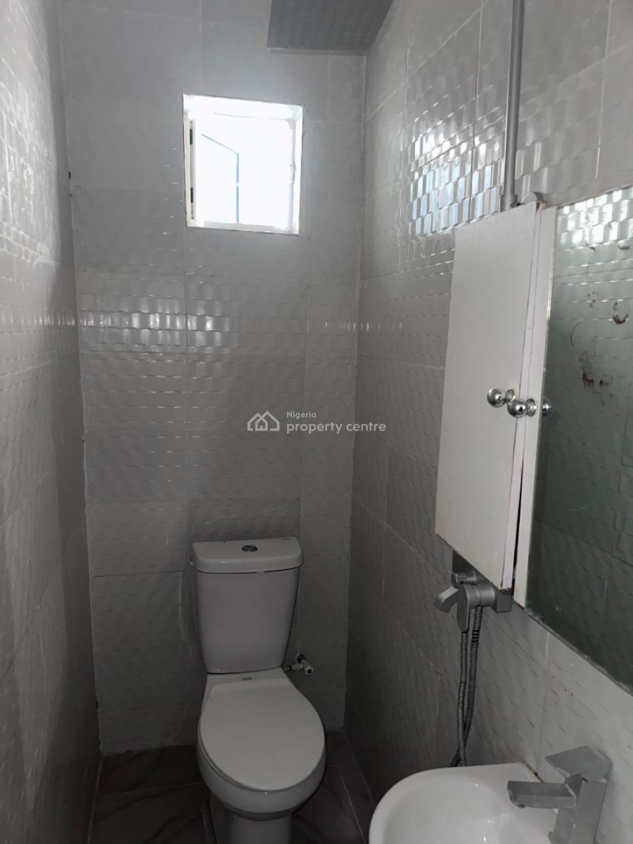 Spacious Room and Parlor Upstairs, No 9, Sliver Crest School Road, Igbo Efon, Lekki, Lagos, Flat / Apartment for Rent