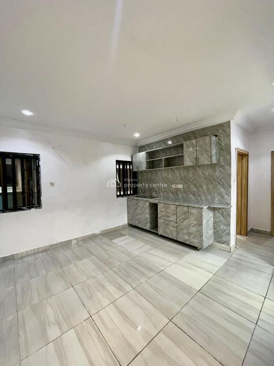 Clean and Spacious in Serene Surroundings, Ologolo, Lekki, Lagos, Mini Flat (room and Parlour) for Rent