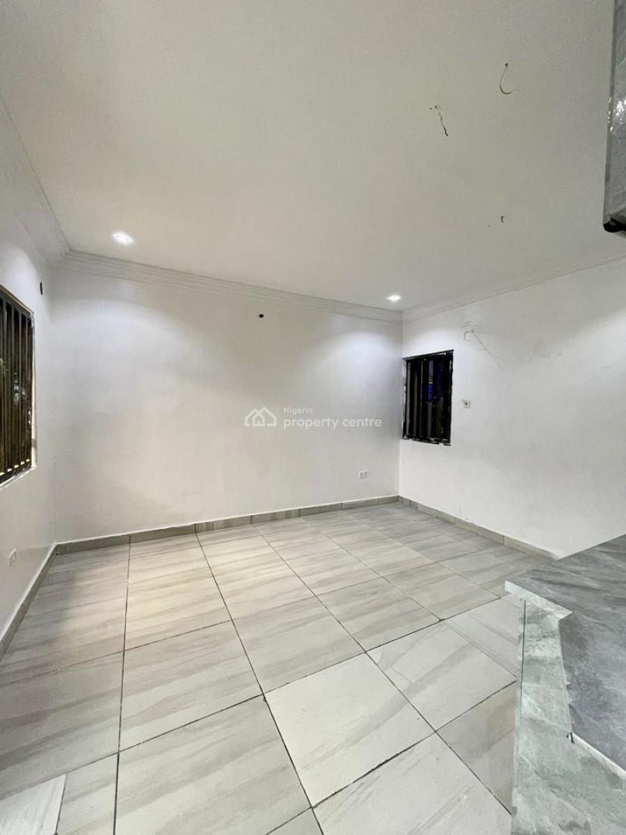 Clean and Spacious in Serene Surroundings, Ologolo, Lekki, Lagos, Mini Flat (room and Parlour) for Rent