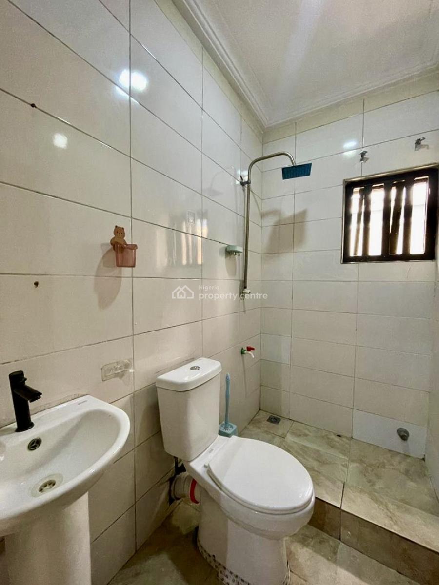 Clean and Spacious in Serene Surroundings, Ologolo, Lekki, Lagos, Mini Flat (room and Parlour) for Rent