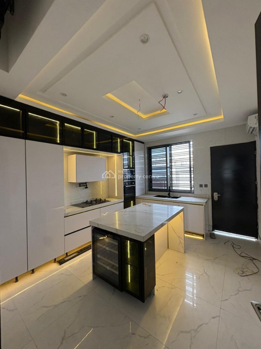 Super Luxurious 4 Bedrooms  Maisonette with Bq, Banana Island, Ikoyi, Lagos, House for Rent