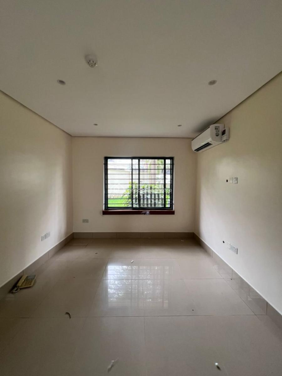 2-bedroom Apartment, Old Bodija, Ibadan, Oyo, Flat / Apartment for Rent