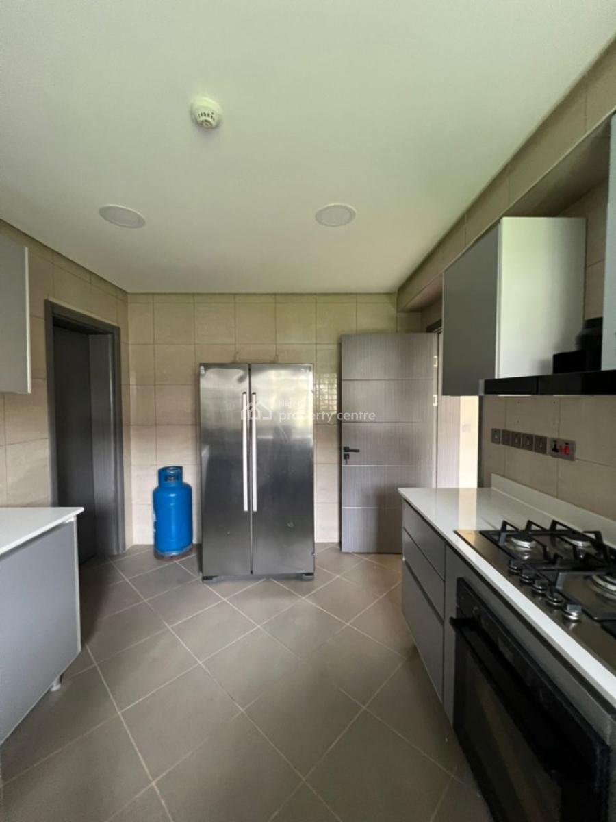 2-bedroom Apartment, Old Bodija, Ibadan, Oyo, Flat / Apartment for Rent