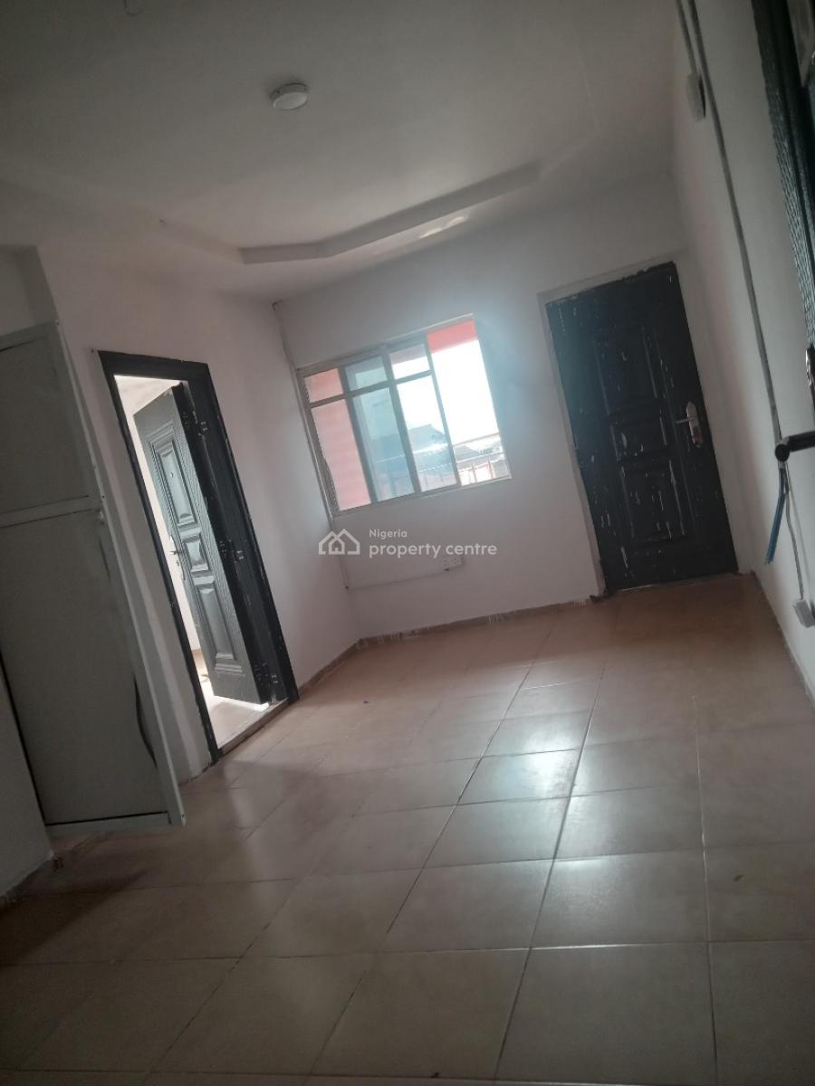 Lovely Fine Spacious Mini Flat Upstairs, Rockstone Estate, Badore, Ajah, Lagos, Mini Flat (room and Parlour) for Rent