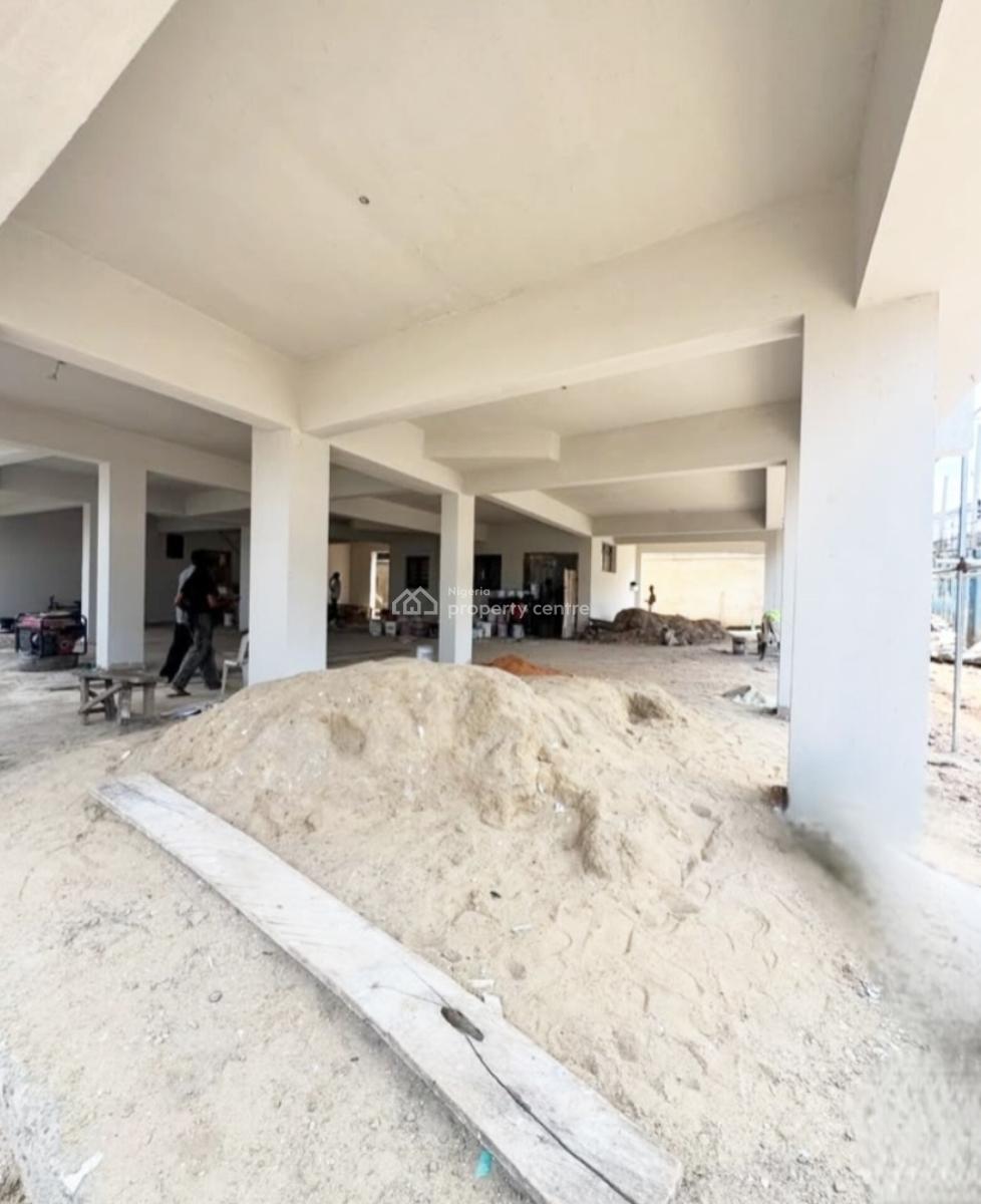 3 Bedroom Apartment, Maryland, Lagos, Block of Flats for Sale