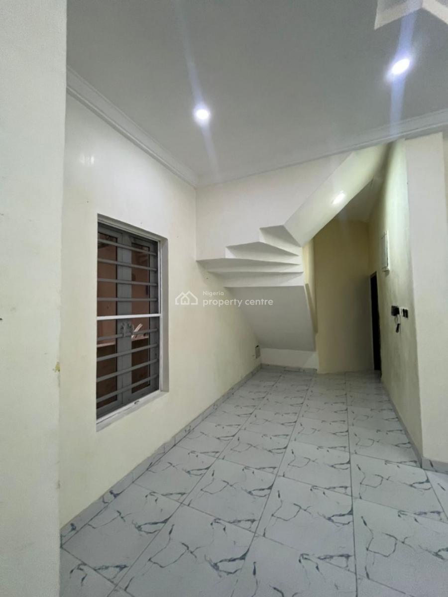 Nice 4 Bedroom Duplex Fully Detached with Bq, Orchid Road, Lekki Expressway, Lekki, Lagos, Detached Duplex for Rent