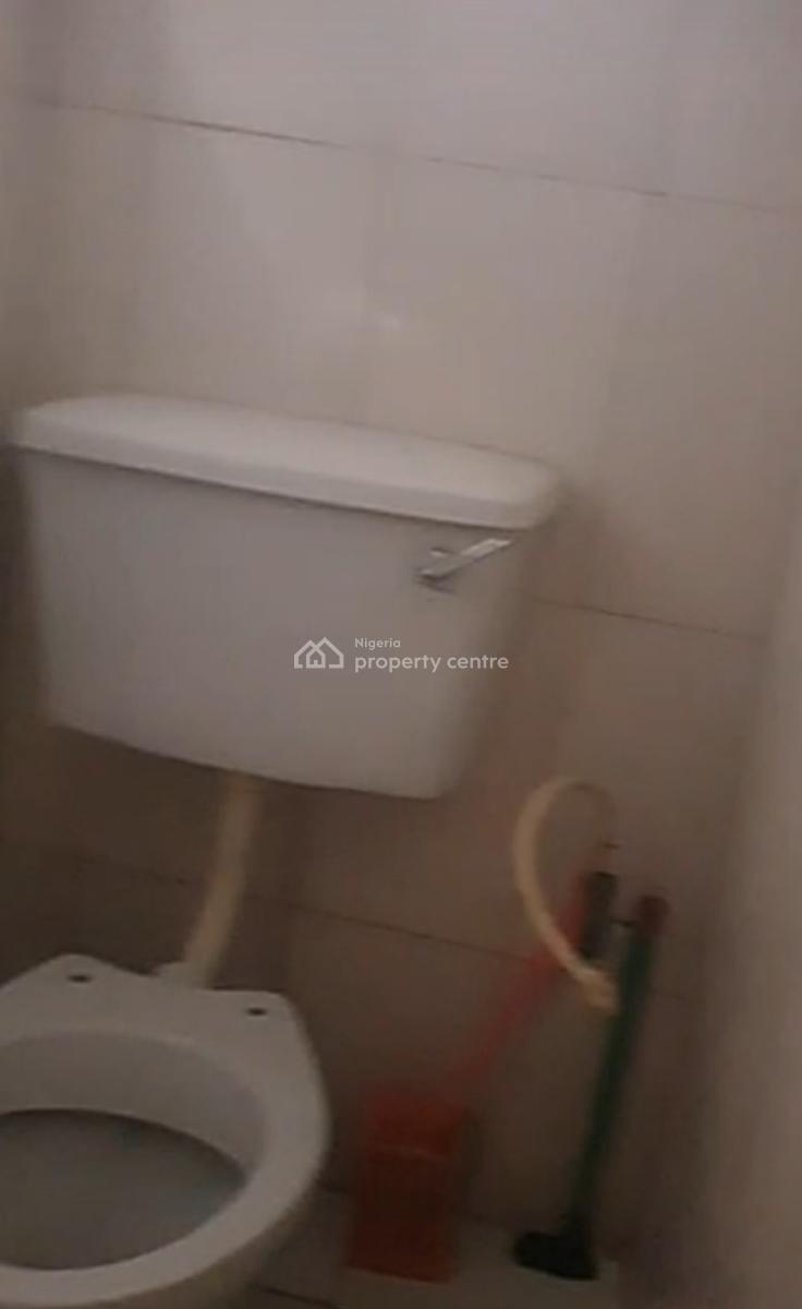 Standard Mini Flat  { Video}, Thomas Estate Proper, Ajah, Lagos, Mini Flat (room and Parlour) for Rent