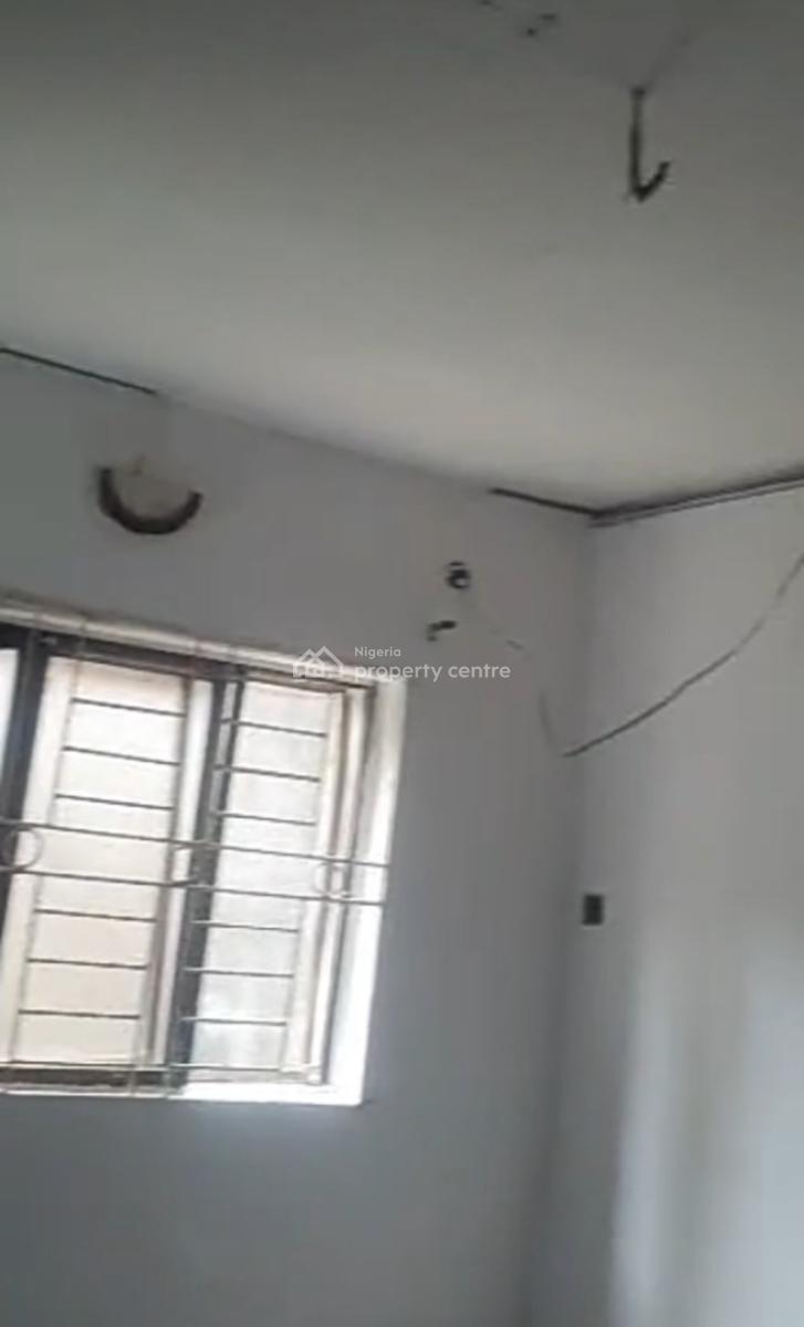 Standard Mini Flat  { Video}, Thomas Estate Proper, Ajah, Lagos, Mini Flat (room and Parlour) for Rent