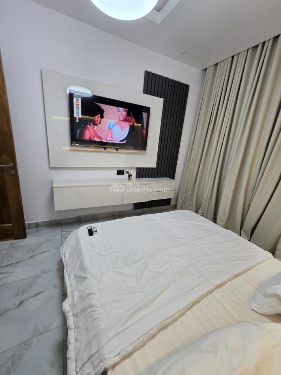 Monthly Newly Furnished One Bedroom Apartment, Freedom Way, Lekki Phase 1, Lekki, Lagos, House Short Let