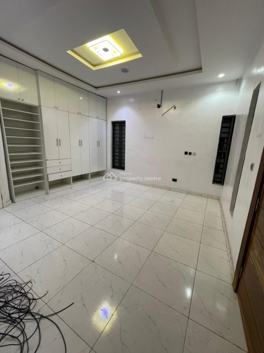 Very Clean Master Bedroom in a Shared Apartment Upstairs, Lekki County Homes, Ikota, Lekki, Lagos, Flat / Apartment for Rent