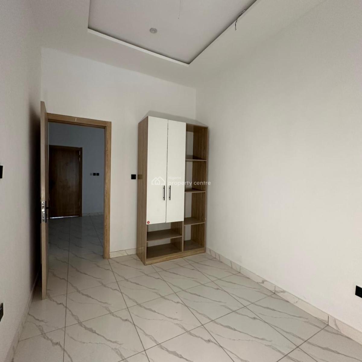 Spacious 4 Bedroom Terrace Duplex, Lekki Phase 2, Lekki, Lagos, Terraced Duplex for Sale