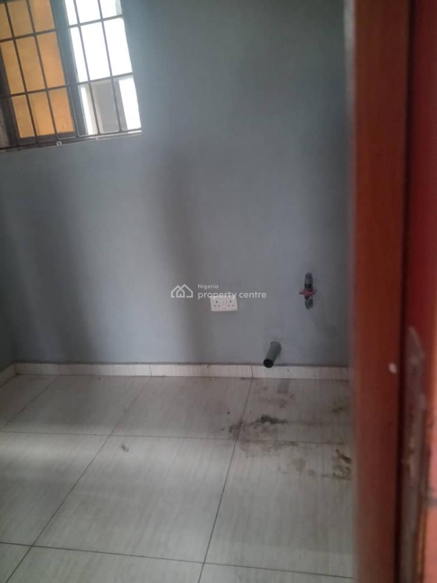 Clean and Spacious Miniflat ( Upstairs) Available, Badore, Ajah, Lagos, Mini Flat (room and Parlour) for Rent