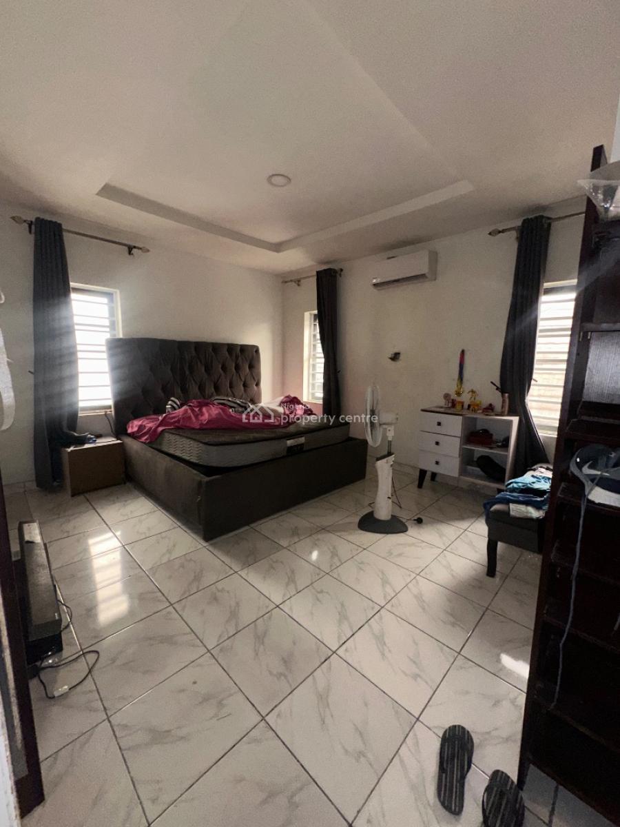 Specious 2bedroom Flat, Bera Estate Chevron, Lekki, Lagos, Flat / Apartment for Rent