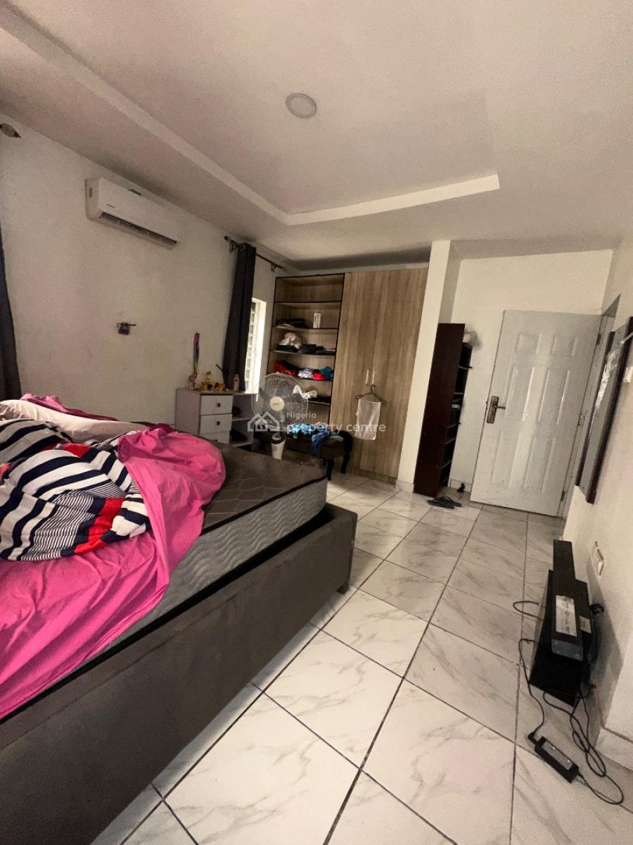 Specious 2bedroom Flat, Bera Estate Chevron, Lekki, Lagos, Flat / Apartment for Rent