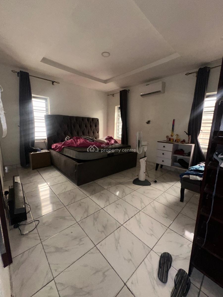 Specious 2bedroom Flat, Bera Estate Chevron, Lekki, Lagos, Flat / Apartment for Rent