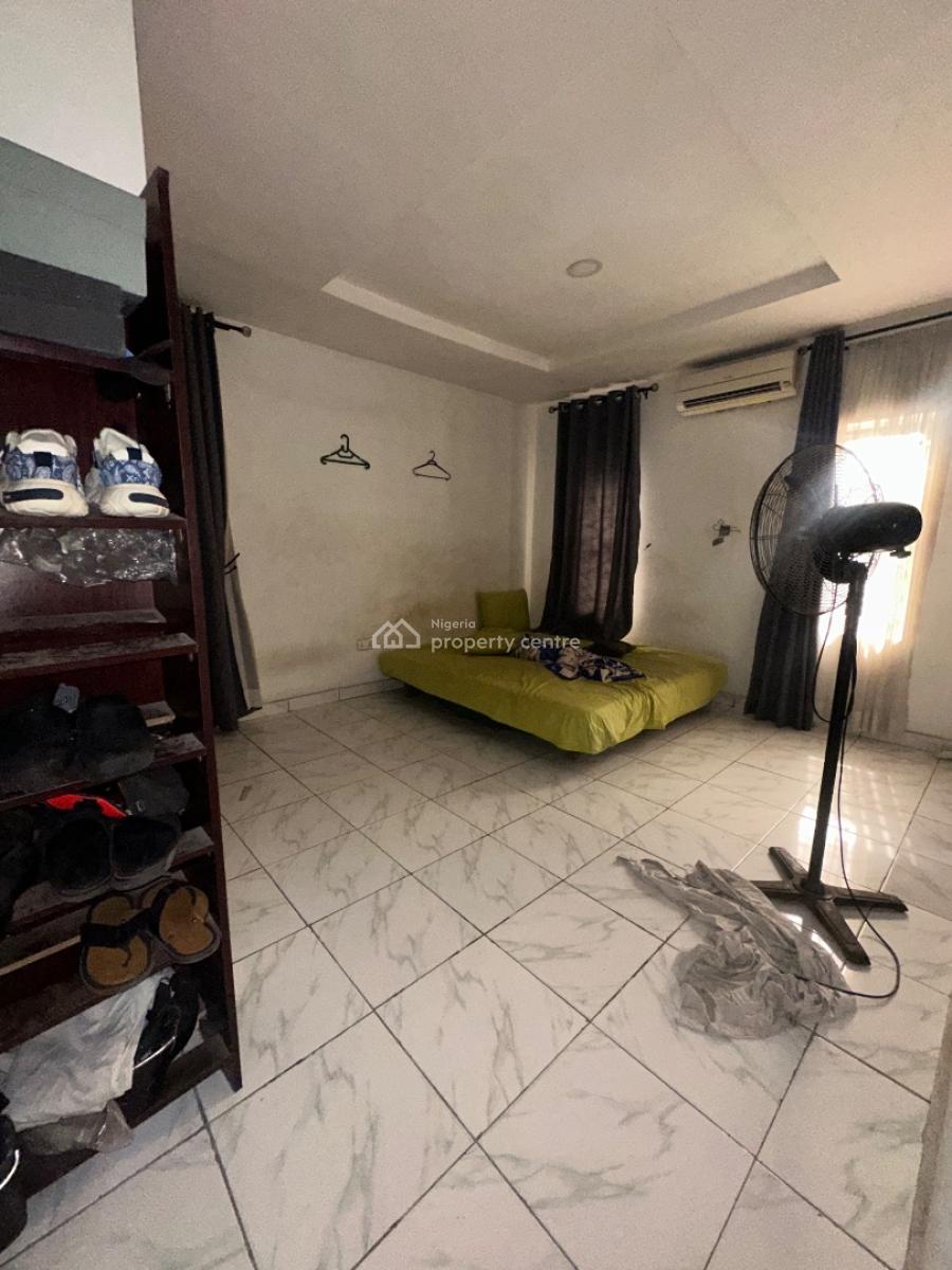 Specious 2bedroom Flat, Bera Estate Chevron, Lekki, Lagos, Flat / Apartment for Rent