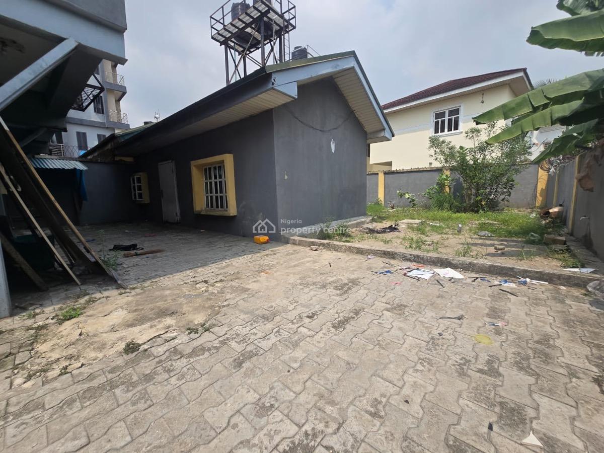 Very Massive 4 Bedroom Semi Detached Duplex with a Bq, Lekki Phase 1, Lekki, Lagos, Semi-detached Duplex for Sale