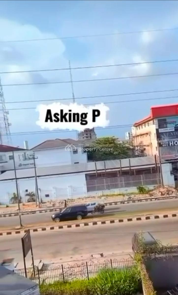 Three-level Commercial Property on 935.952 Sqm Land, Admiralty Way, Lekki Phase 1, Lekki, Lagos, Commercial Property for Sale