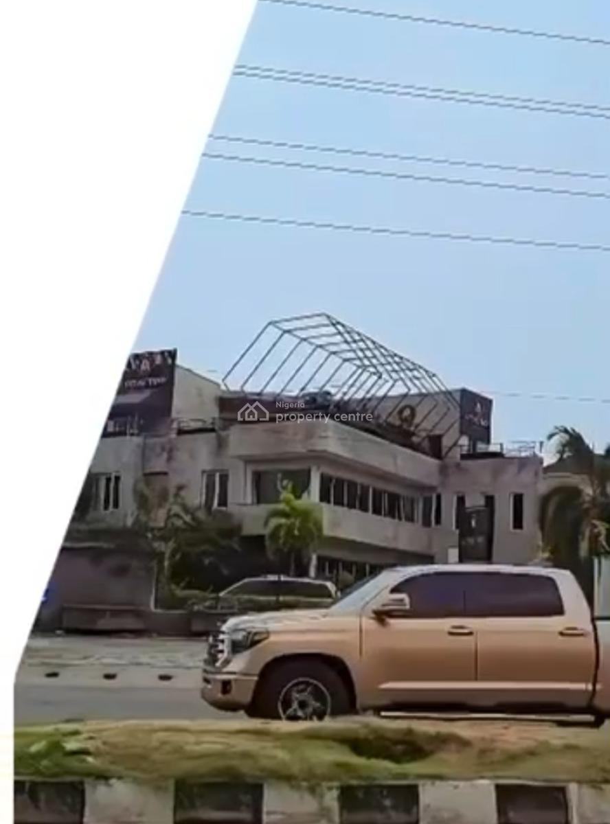 Three-level Commercial Property on 935.952 Sqm Land, Admiralty Way, Lekki Phase 1, Lekki, Lagos, Commercial Property for Sale