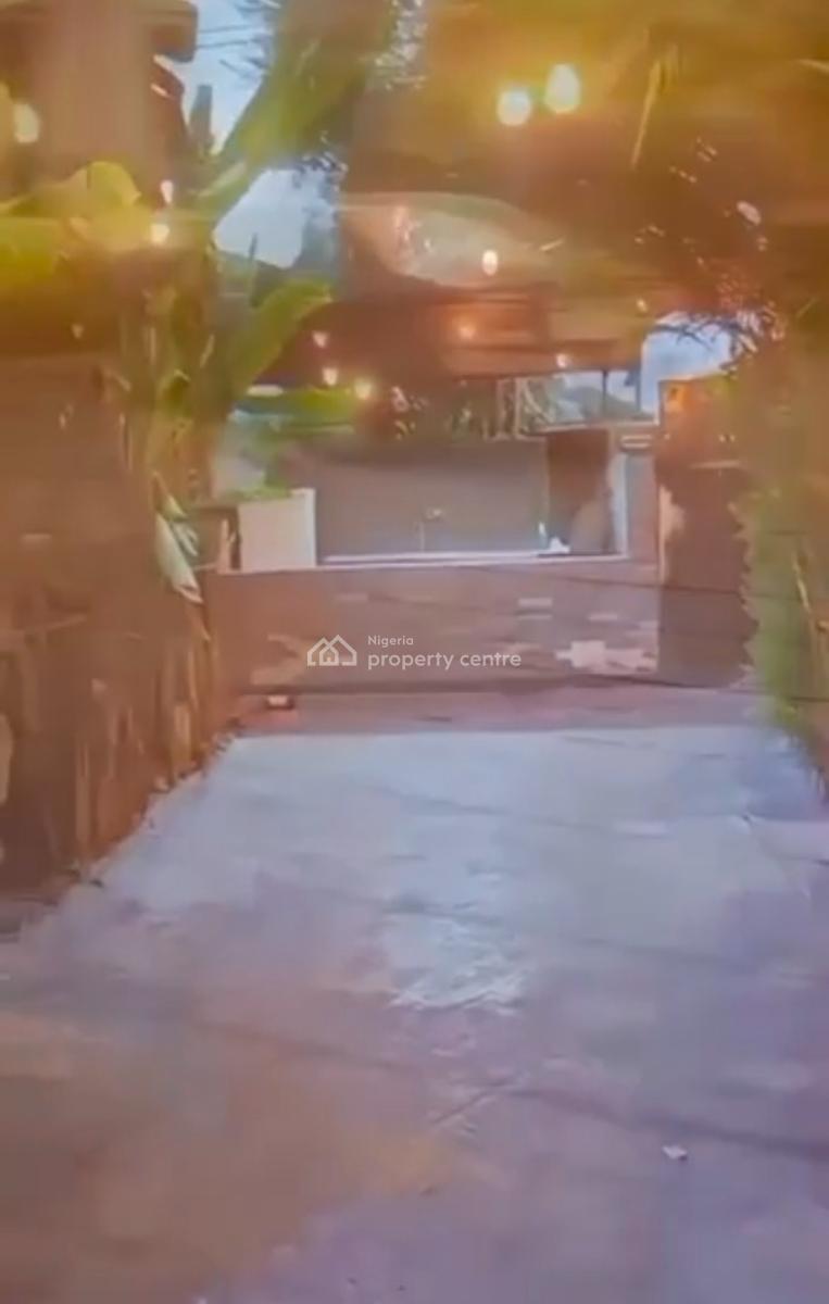 Three-level Commercial Property on 935.952 Sqm Land, Admiralty Way, Lekki Phase 1, Lekki, Lagos, Commercial Property for Sale