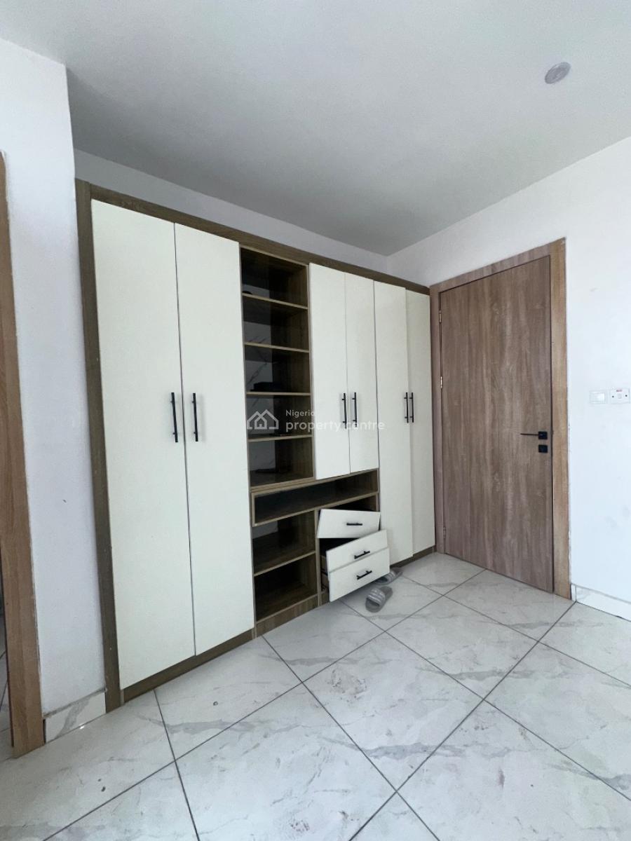 Spacious Serviced 2 Bedroom Flat, Bera Estate Chevron, Lekki, Lagos, Flat / Apartment for Rent