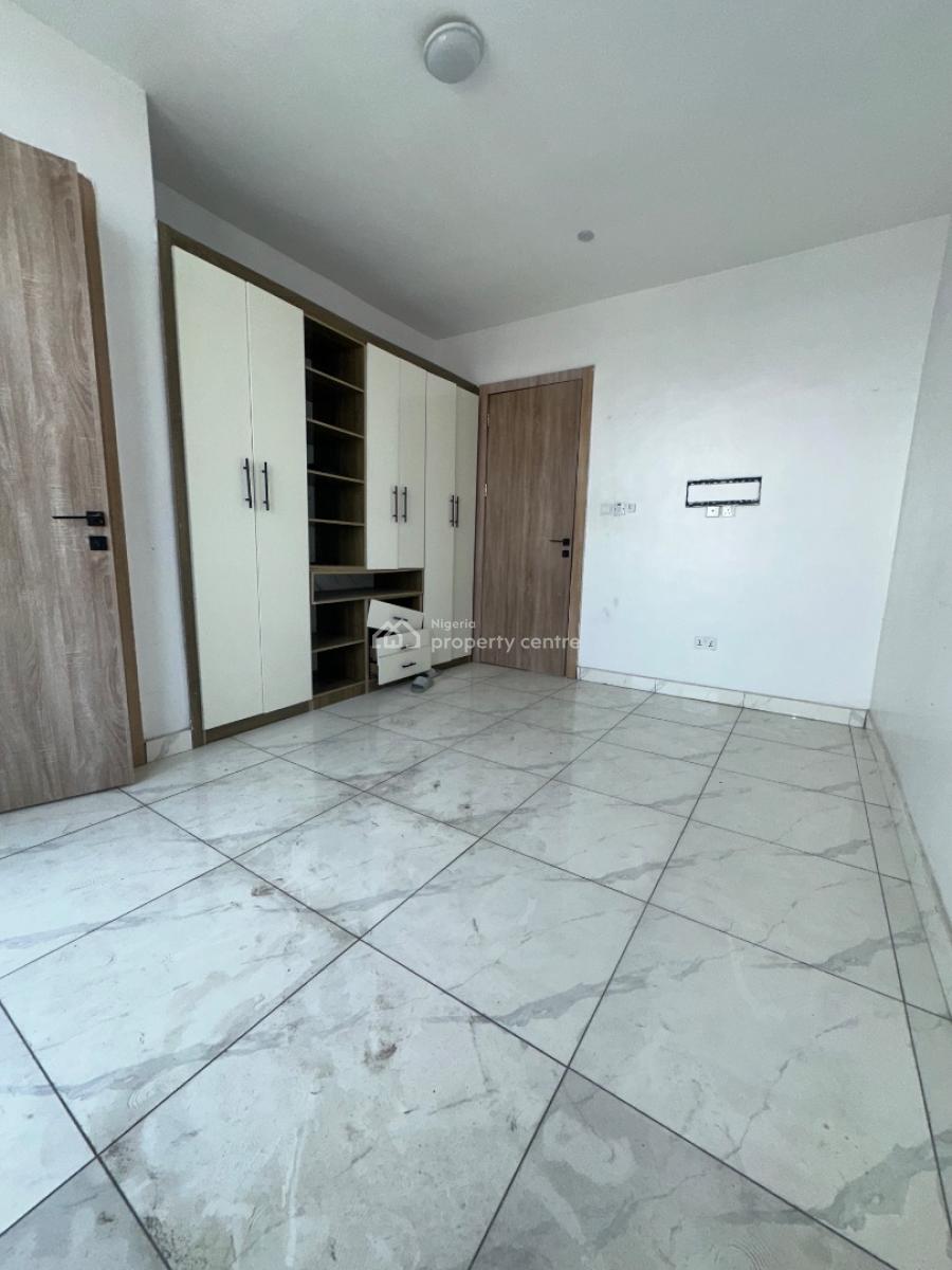 Spacious Serviced 2 Bedroom Flat, Bera Estate Chevron, Lekki, Lagos, Flat / Apartment for Rent