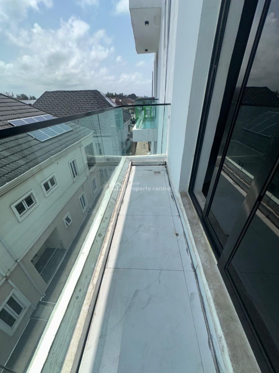 Spacious Serviced 2 Bedroom Flat, Bera Estate Chevron, Lekki, Lagos, Flat / Apartment for Rent