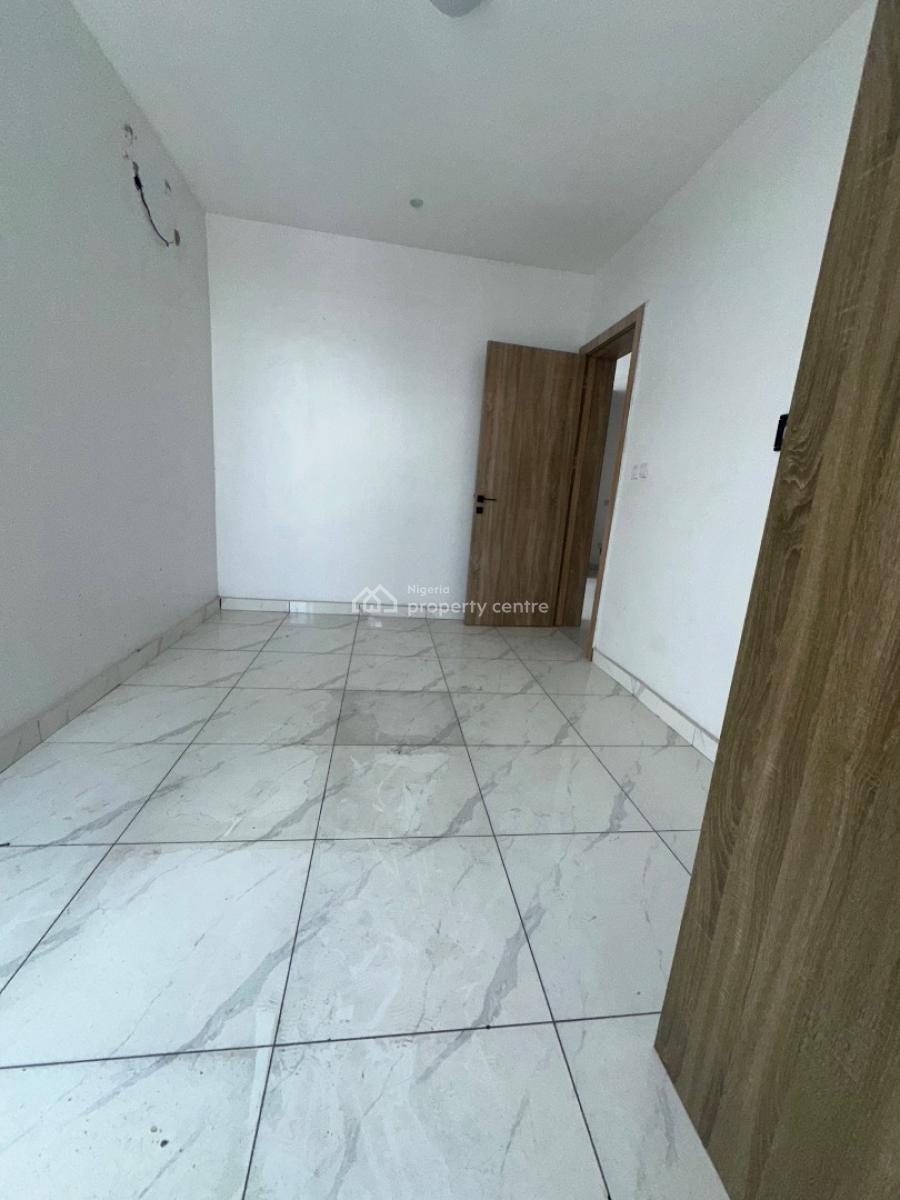 Spacious Serviced 2 Bedroom Flat, Bera Estate Chevron, Lekki, Lagos, Flat / Apartment for Rent