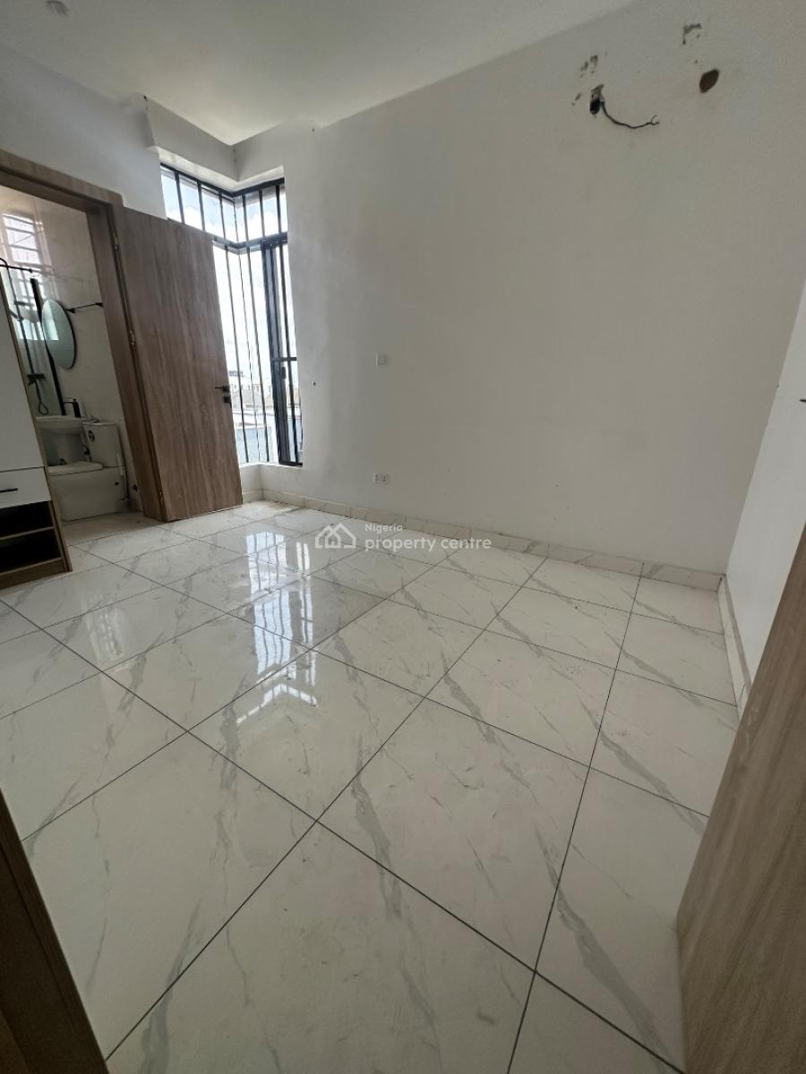 Spacious Serviced 2 Bedroom Flat, Bera Estate Chevron, Lekki, Lagos, Flat / Apartment for Rent