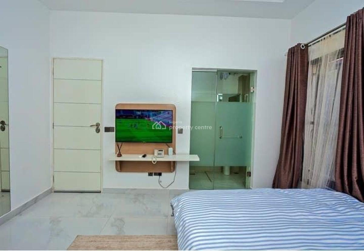 Luxury Smart 2 Bedroom Service and Furnished Apartment, Life Camp, Abuja, Flat / Apartment Short Let