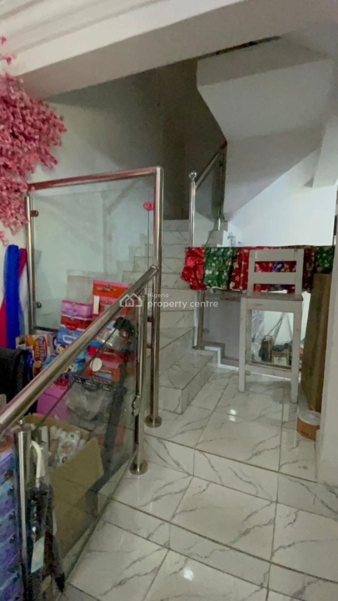 4 Bedroom Semi-detached Duplex with Bq, Victoria Island (vi), Lagos, Commercial Property for Rent