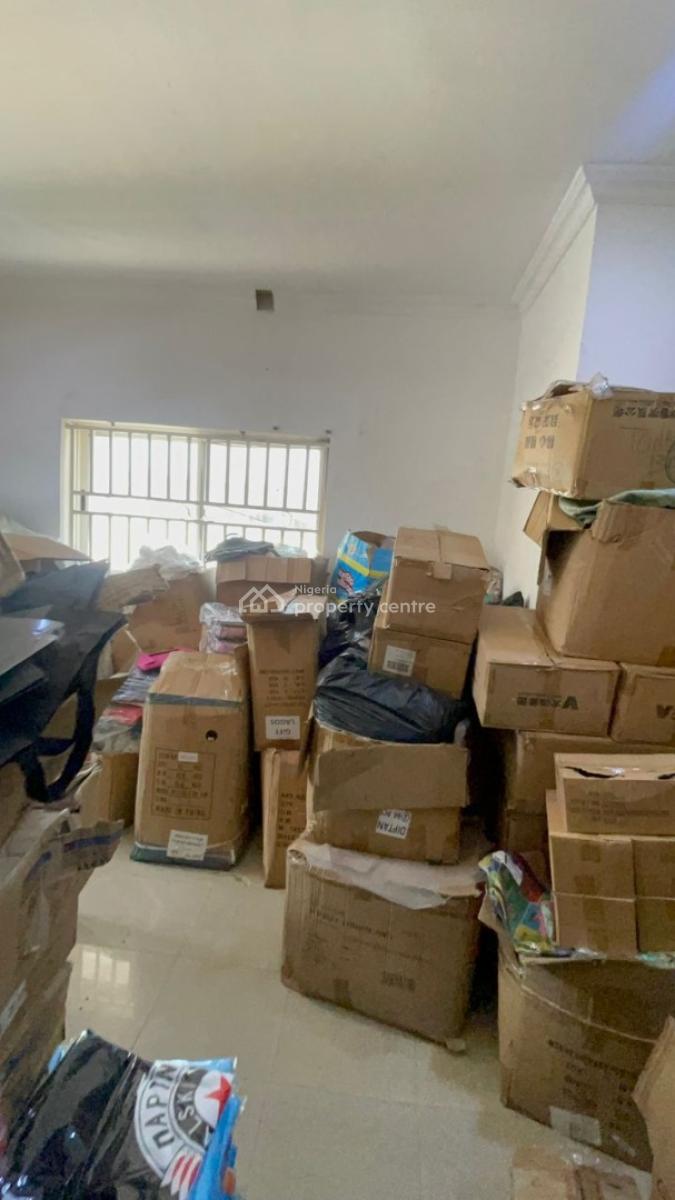 4 Bedroom Semi-detached Duplex with Bq, Victoria Island (vi), Lagos, Commercial Property for Rent