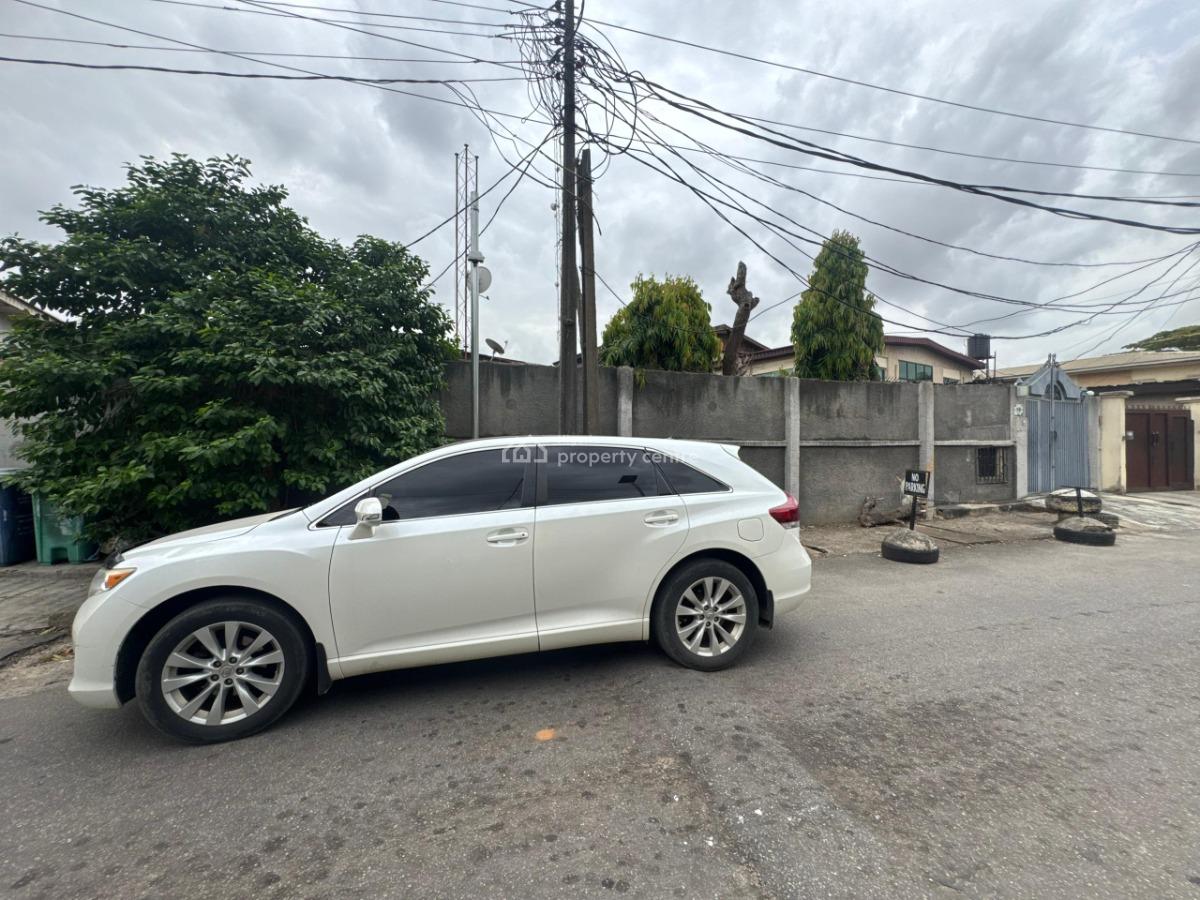 800sqm.with Bungalow, Off Ajao Road, Adeniyi Jones, Ikeja, Lagos, Residential Land for Sale