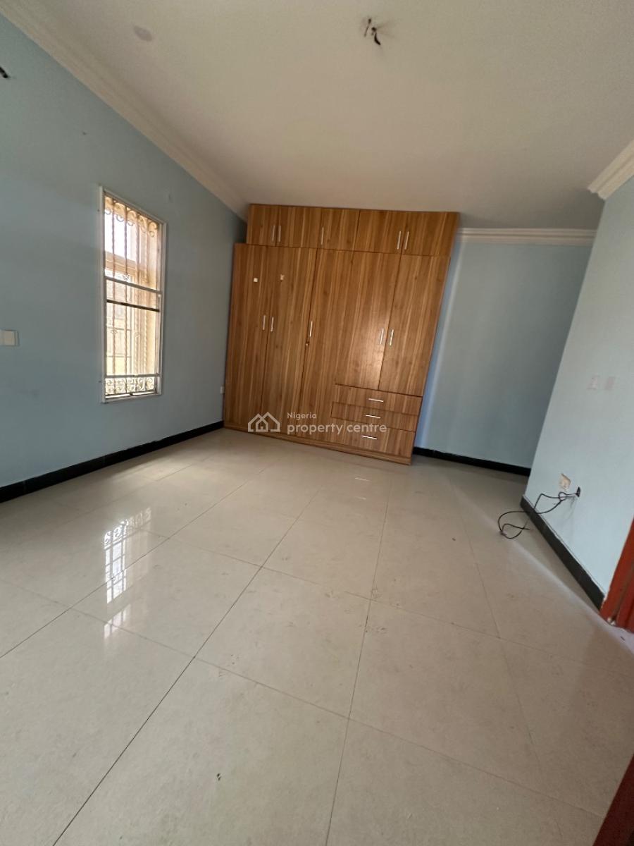 Specious 3bedroom Apartment with a Room Bq, Bera Estate Chevron, Lekki, Lagos, Flat / Apartment for Rent