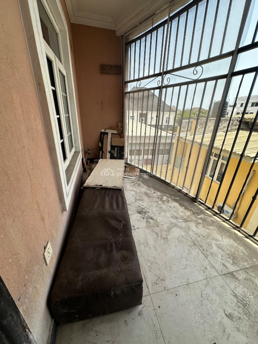 Specious 3bedroom Apartment with a Room Bq, Bera Estate Chevron, Lekki, Lagos, Flat / Apartment for Rent