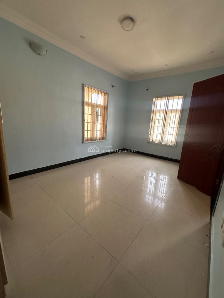 Specious 3bedroom Apartment with a Room Bq, Bera Estate Chevron, Lekki, Lagos, Flat / Apartment for Rent