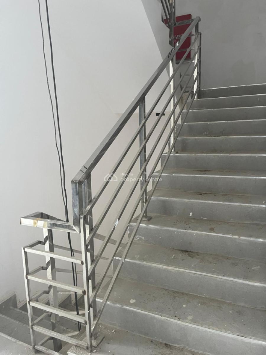 Exotic 3 Bedrooms Apartment with Bq and Elevator, Ikeja Gra, Ikeja, Lagos, Flat / Apartment for Sale