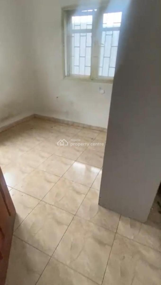 Lovely 2 Bedroom Flat, Ayepe Street Off Dosumu Street Itire, Surulere, Lagos, Flat / Apartment for Rent