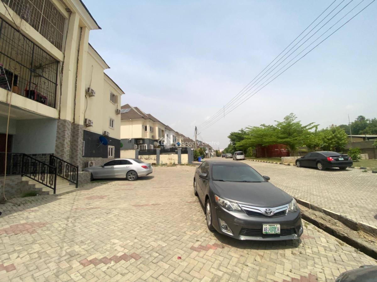 Spacious 3 Bedroom Apartment, Idu Industrial, Abuja, Flat / Apartment for Sale