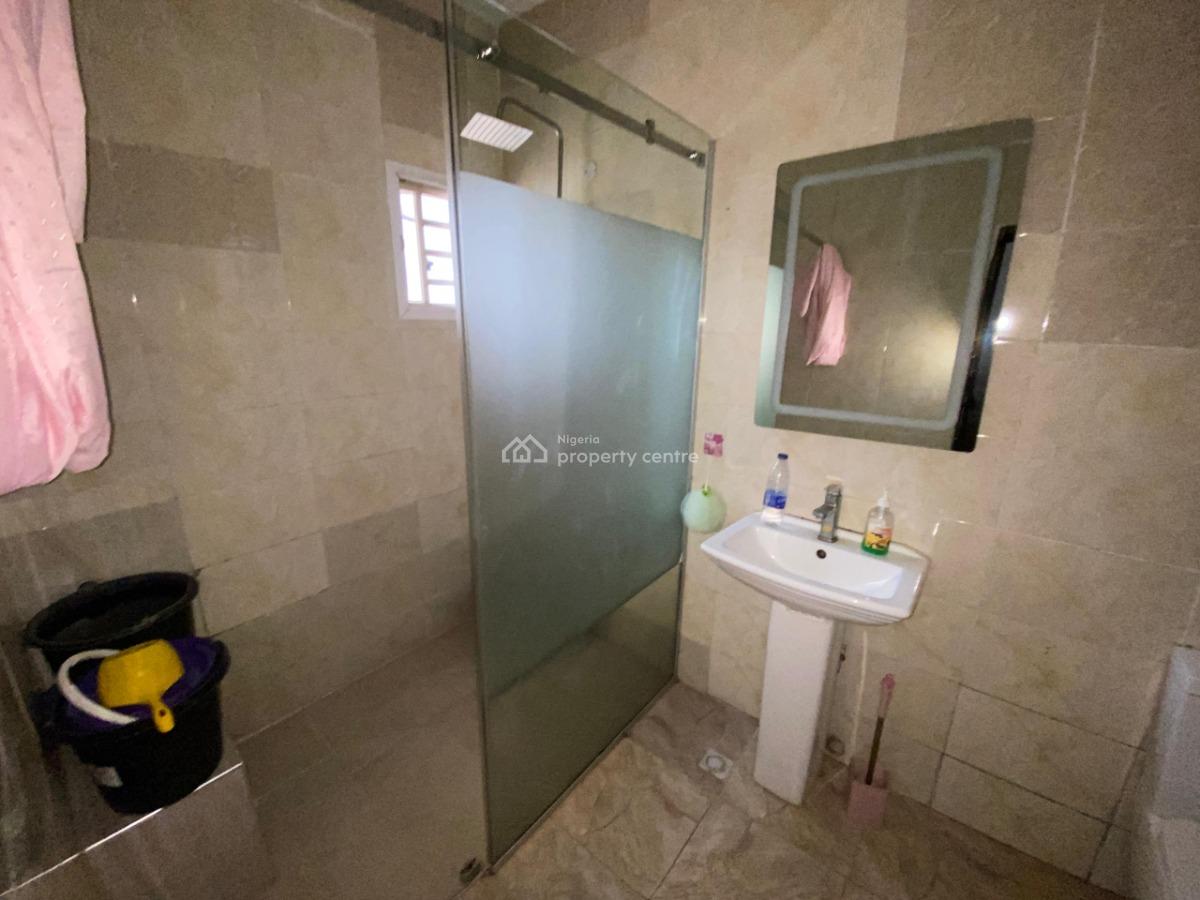 Spacious 3 Bedroom Apartment, Idu Industrial, Abuja, Flat / Apartment for Sale