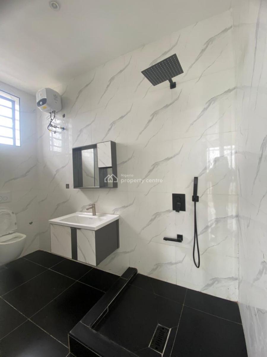 2 Bedroom Apartment, Freedom Way, Lekki Phase 1, Lekki, Lagos, Flat / Apartment for Sale