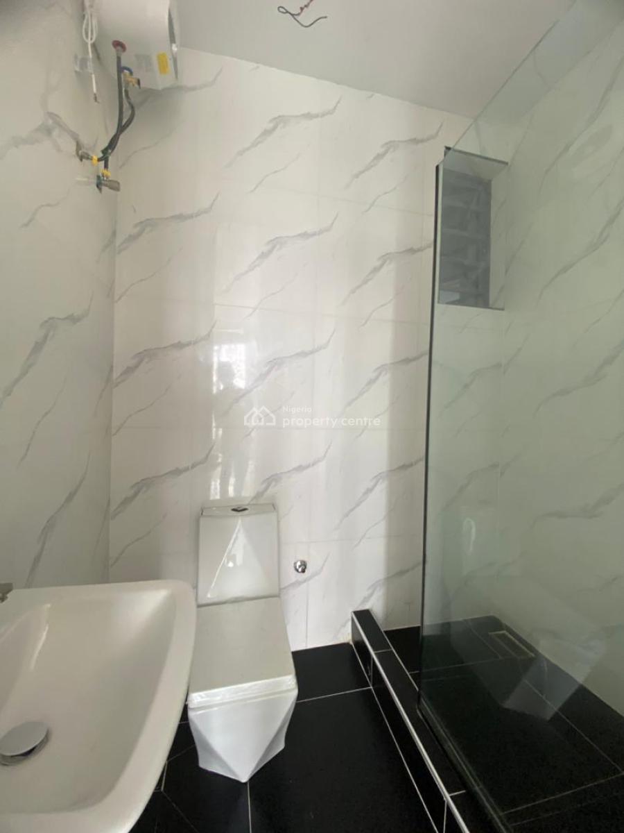 2 Bedroom Apartment, Freedom Way, Lekki Phase 1, Lekki, Lagos, Flat / Apartment for Sale