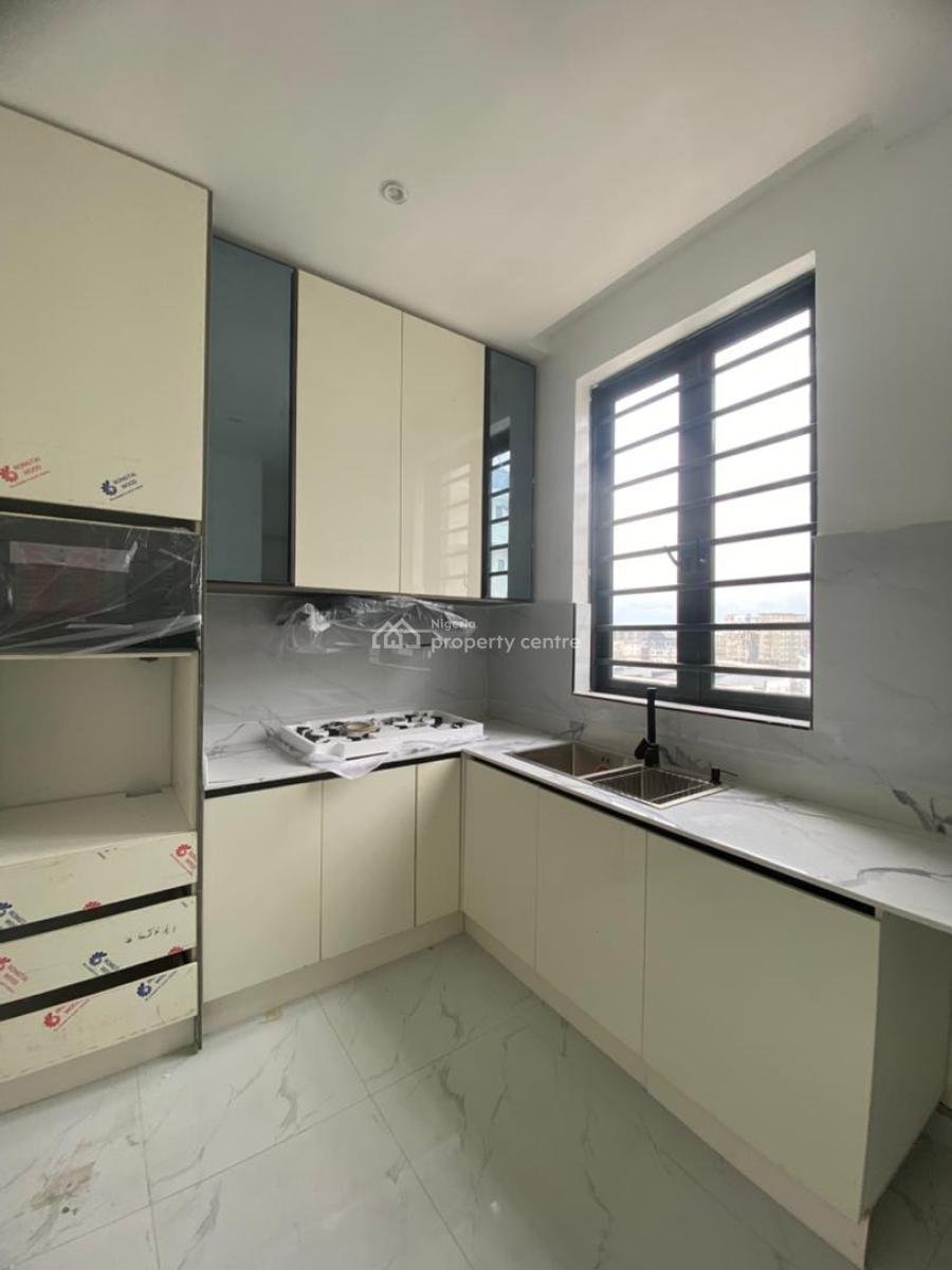 2 Bedroom Apartment, Freedom Way, Lekki Phase 1, Lekki, Lagos, Flat / Apartment for Sale