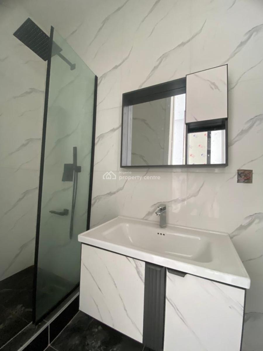 2 Bedroom Apartment, Freedom Way, Lekki Phase 1, Lekki, Lagos, Flat / Apartment for Sale